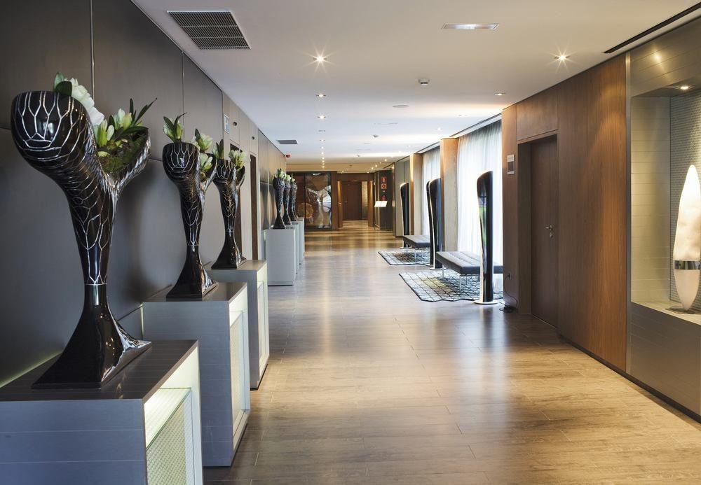 Ac Hotel Atocha By Marriott Madrid Exterior foto